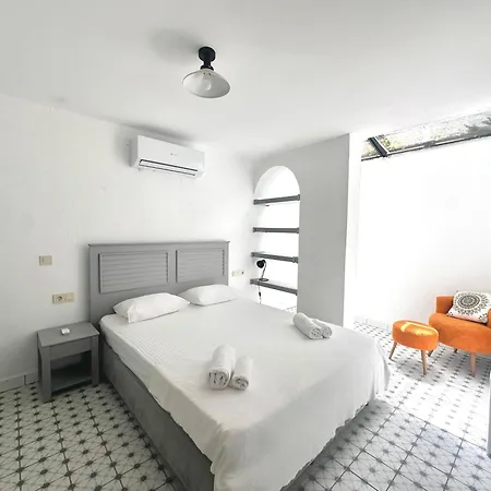 Dort Mevsim 3* Алачати