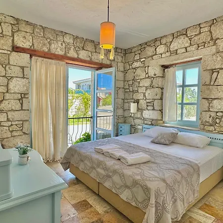 Dort Mevsim Affittacamere Alaçatı